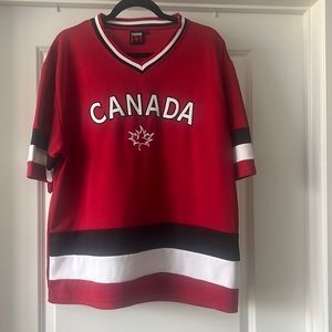 Canada jersey size small